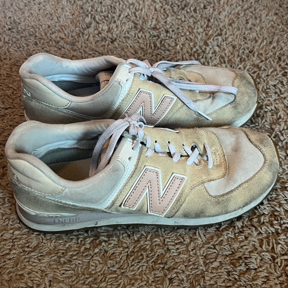 New balance 574 sneakers women’s size 10